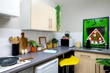 1 bed studio, Newarke Close, City Centre, Leicester, LE27GZ - Image 3